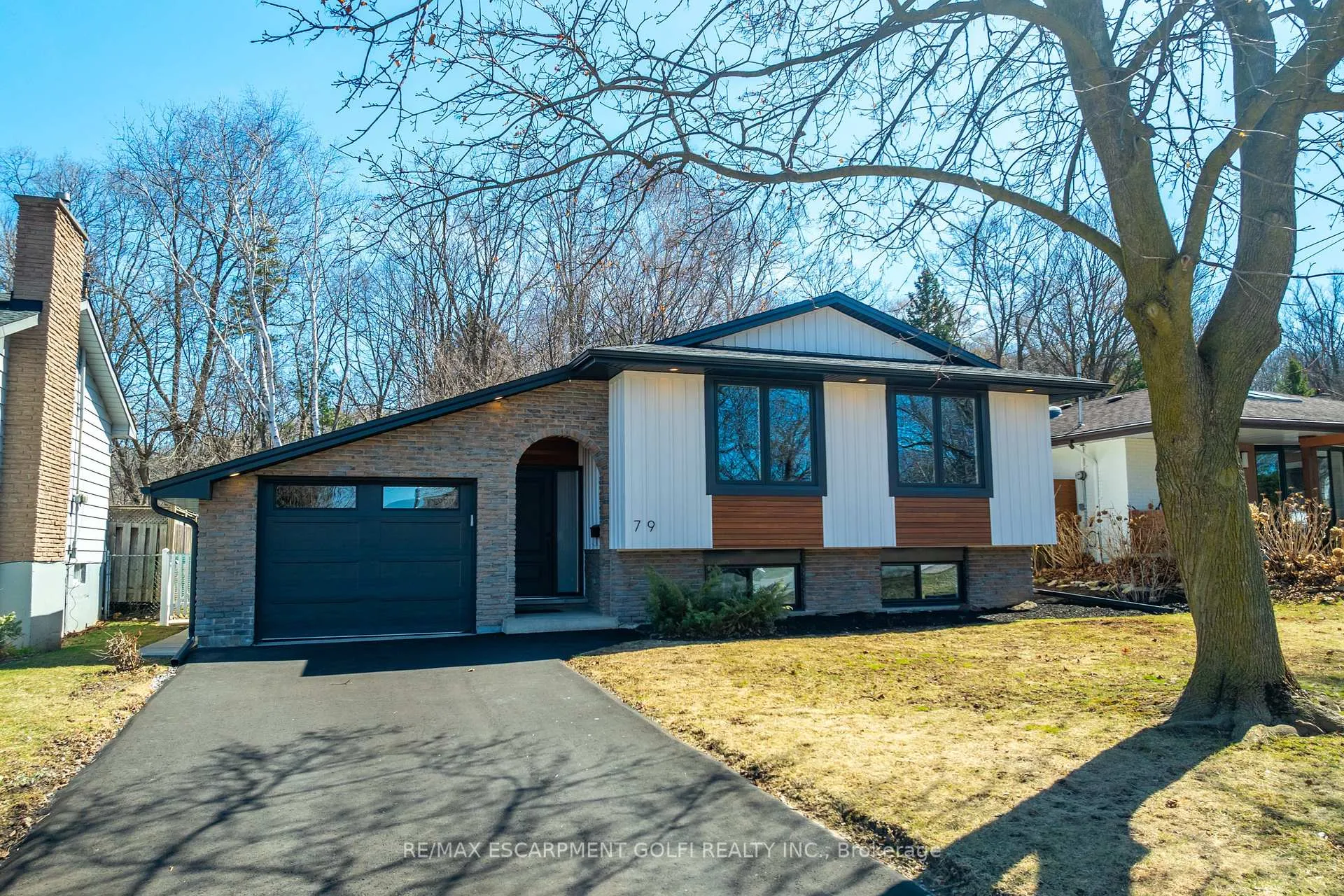 Photo 2 of 79 Hanover Place, Hamilton, Gershome — HOMEH
