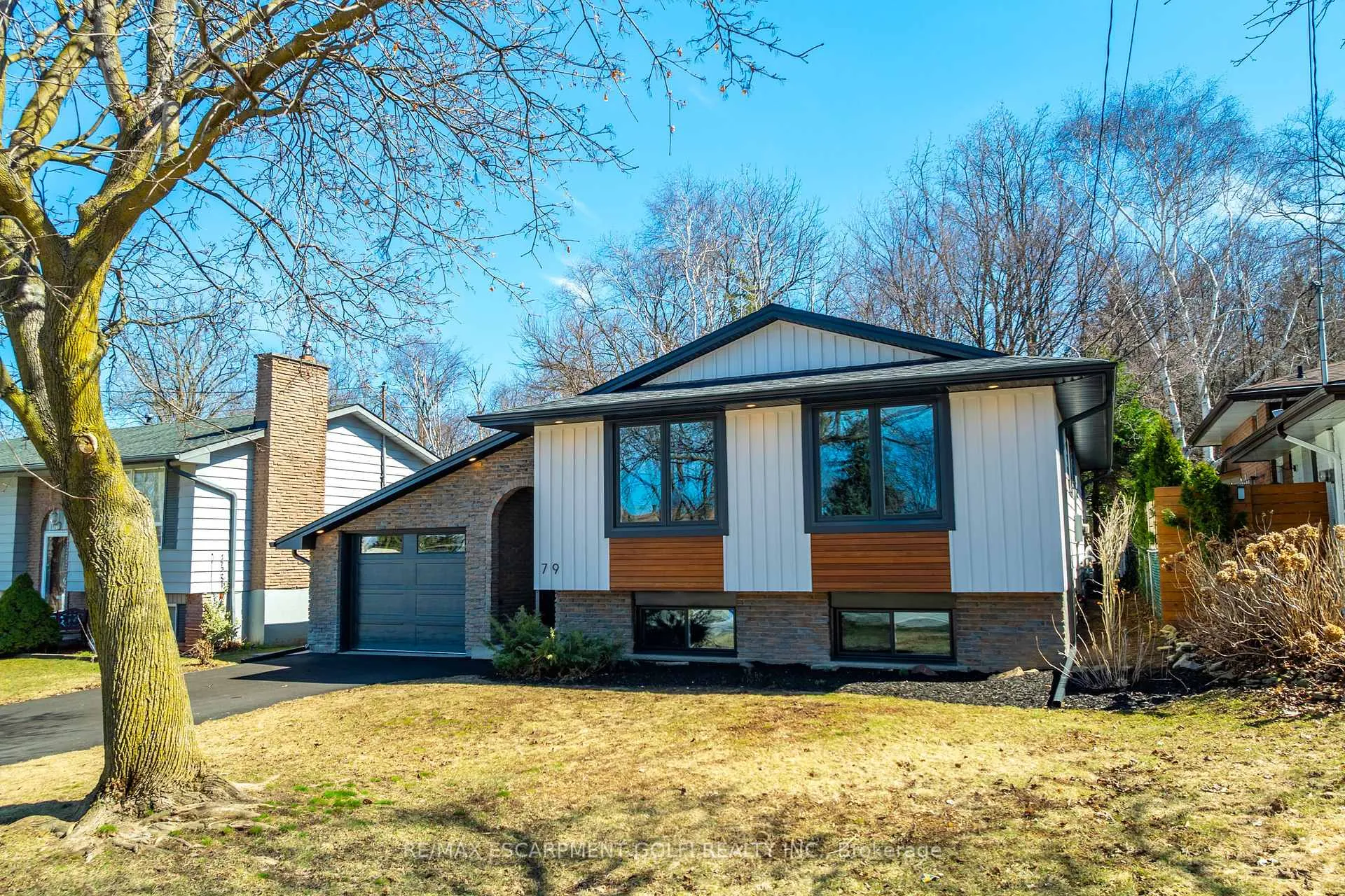 Photo 3 of 79 Hanover Place, Hamilton, Gershome — HOMEH