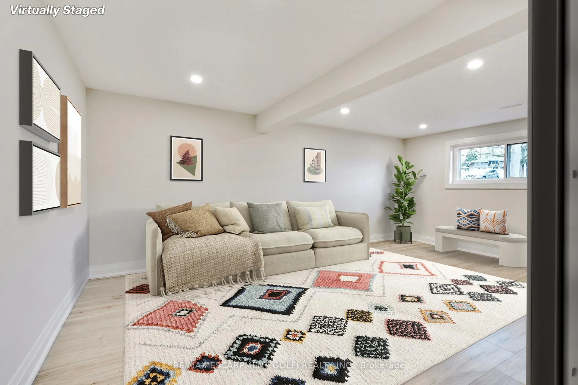 Photo 24 of 79 Hanover Place, Hamilton, Gershome — HOMEH