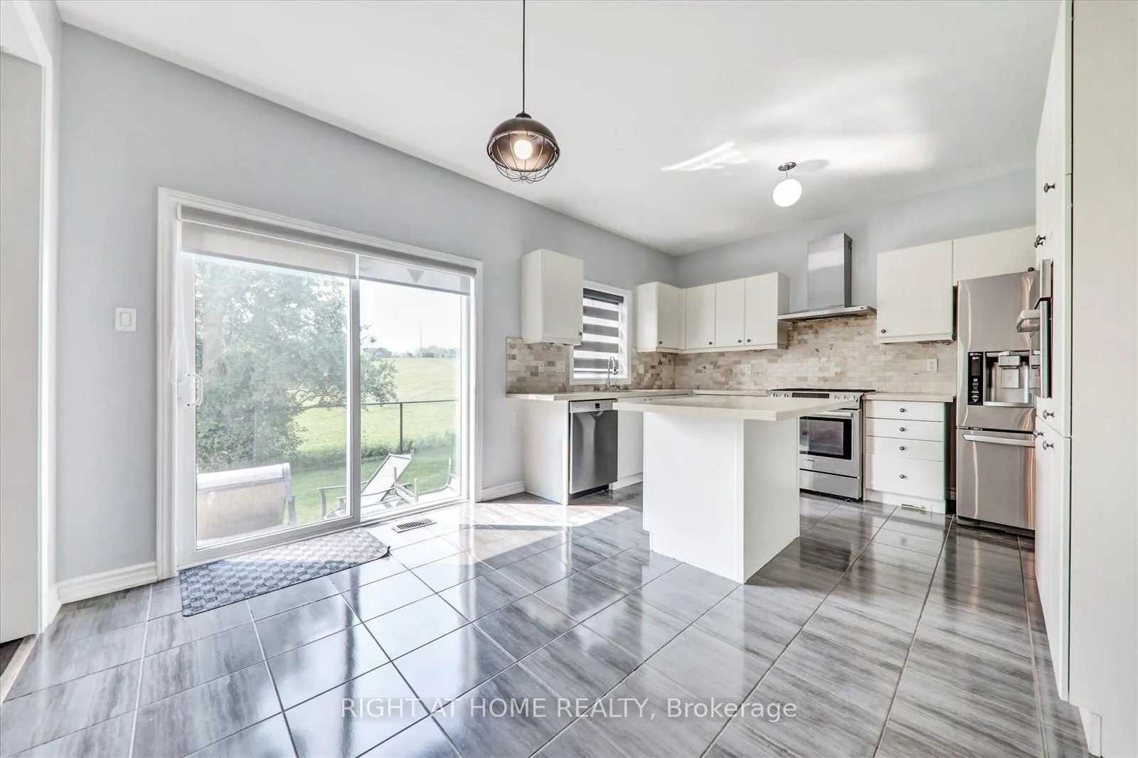 Photo 7 of 172 Morden Drive, Shelburne — HOMEH