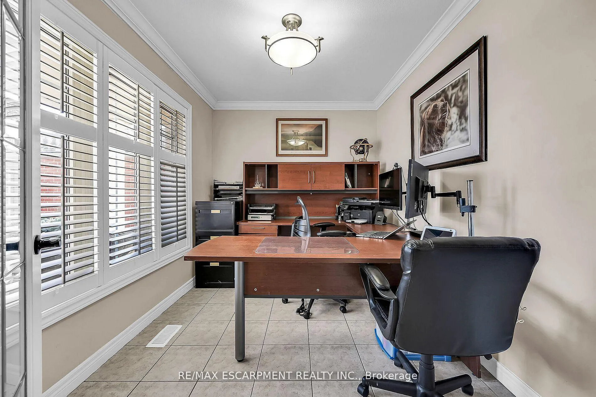 Photo 5 of 22 Timothy Place, Hamilton, Crerar — HOMEH