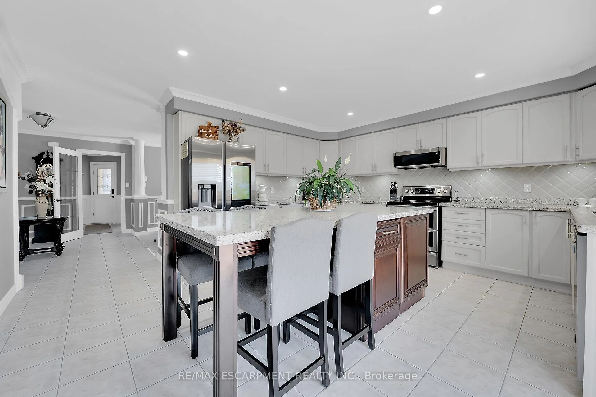 Photo 14 of 22 Timothy Place, Hamilton, Crerar — HOMEH