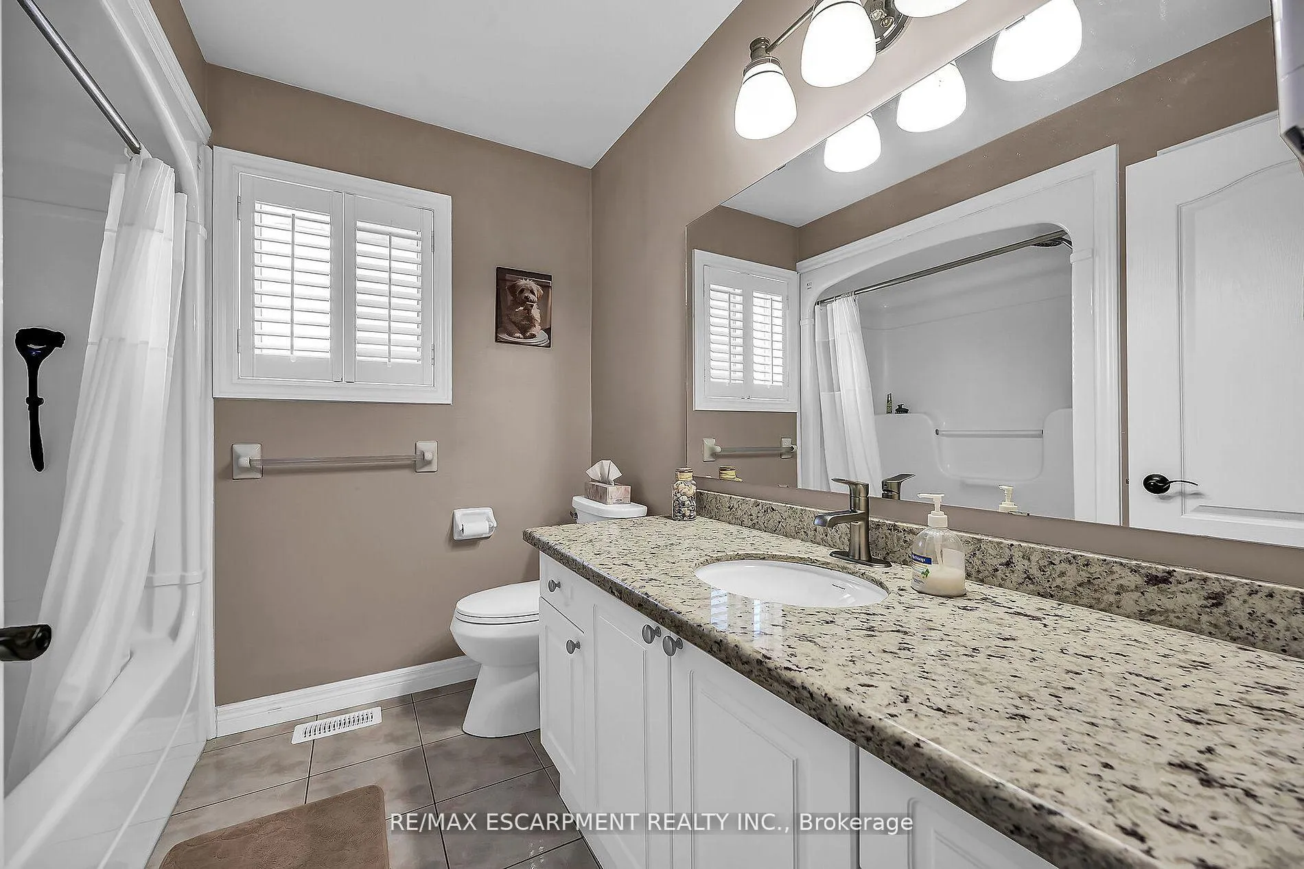 Photo 20 of 22 Timothy Place, Hamilton, Crerar — HOMEH