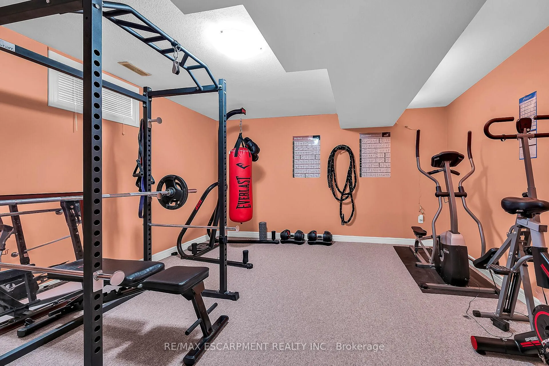 Photo 36 of 22 Timothy Place, Hamilton, Crerar — HOMEH