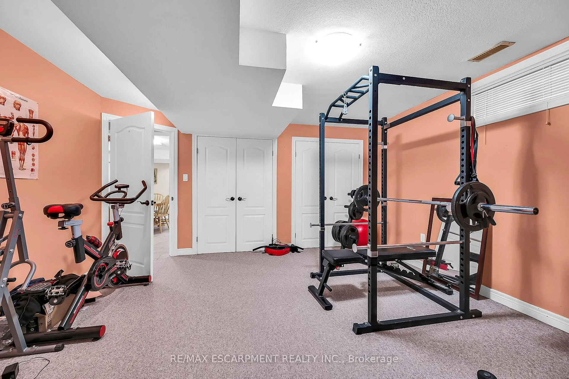 Photo 37 of 22 Timothy Place, Hamilton, Crerar — HOMEH