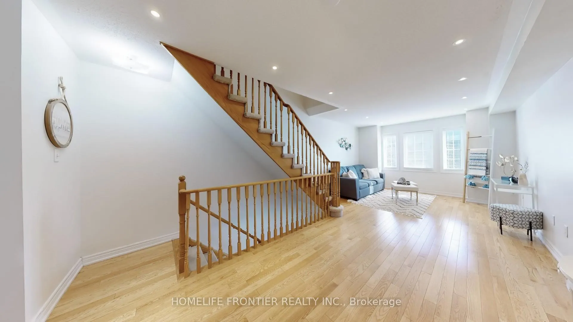 Photo 2 of 2829 Bur Oak Avenue, Markham, Cornell — HOMEH