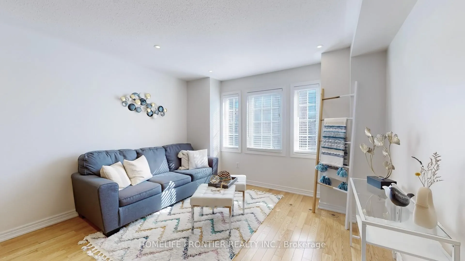 Photo 3 of 2829 Bur Oak Avenue, Markham, Cornell — HOMEH