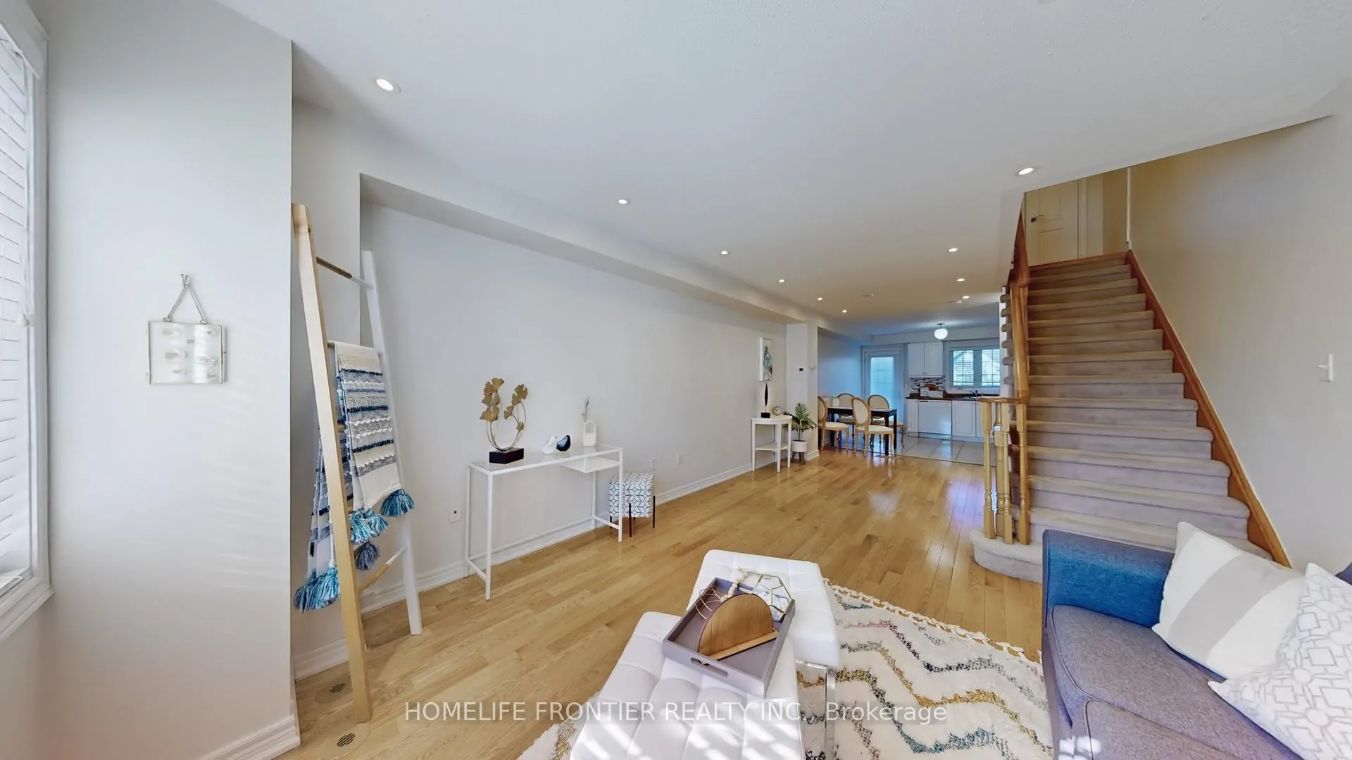 Photo 4 of 2829 Bur Oak Avenue, Markham, Cornell — HOMEH
