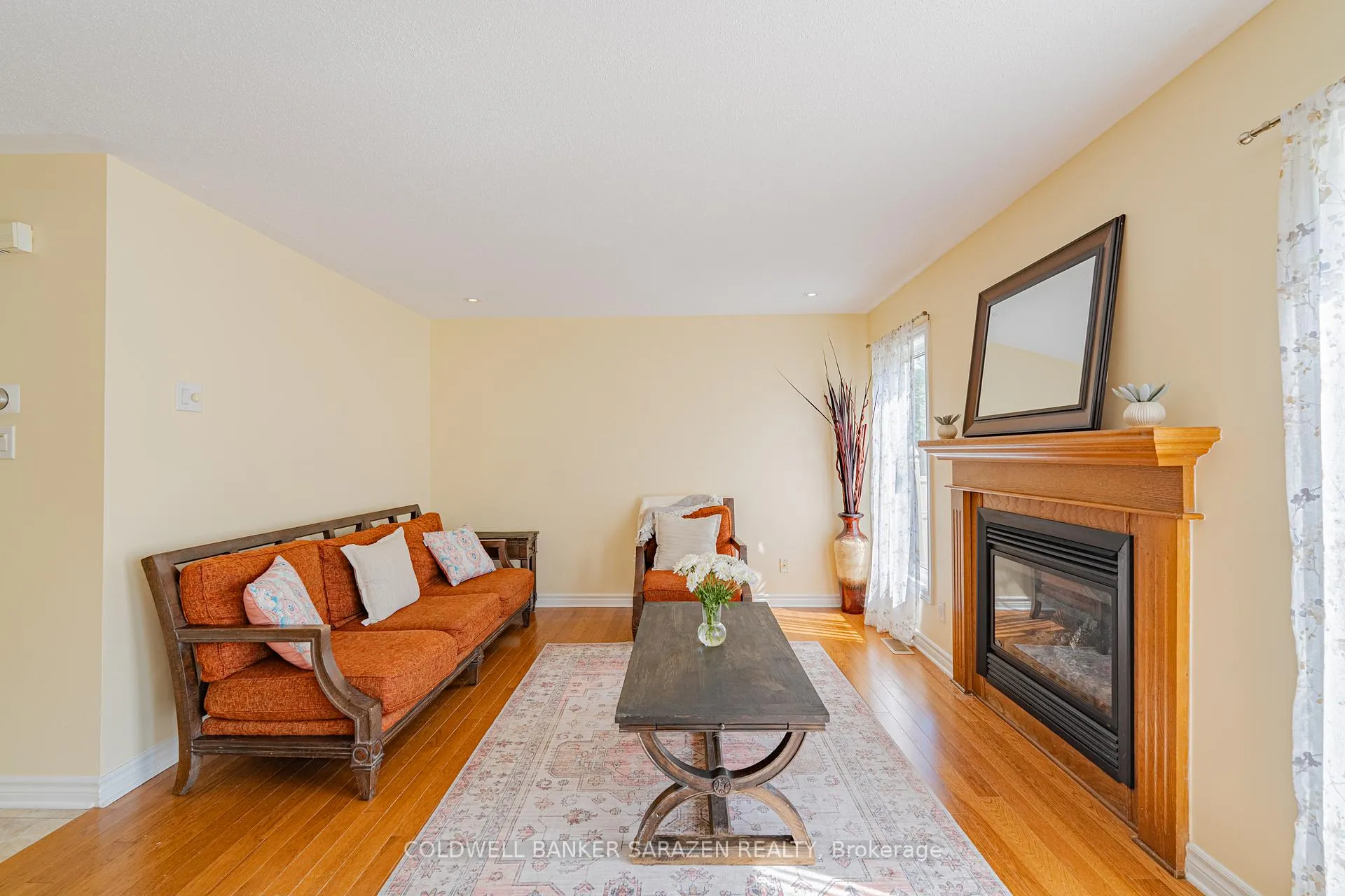 Photo 9 of 116 Whernside Terrace W, Ottawa, Kanata - Morgan's Grant/South March — HOMEH