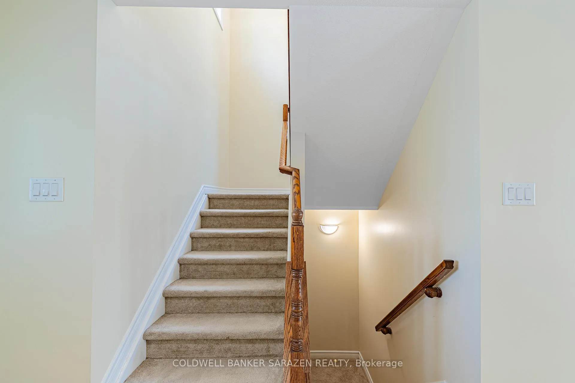 Photo 21 of 116 Whernside Terrace W, Ottawa, Kanata - Morgan's Grant/South March — HOMEH