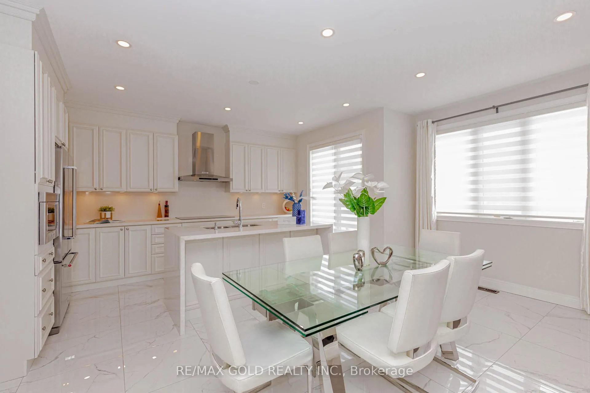 Photo 11 of 23 Sinatra Street, Brampton, Sandringham-Wellington North — HOMEH