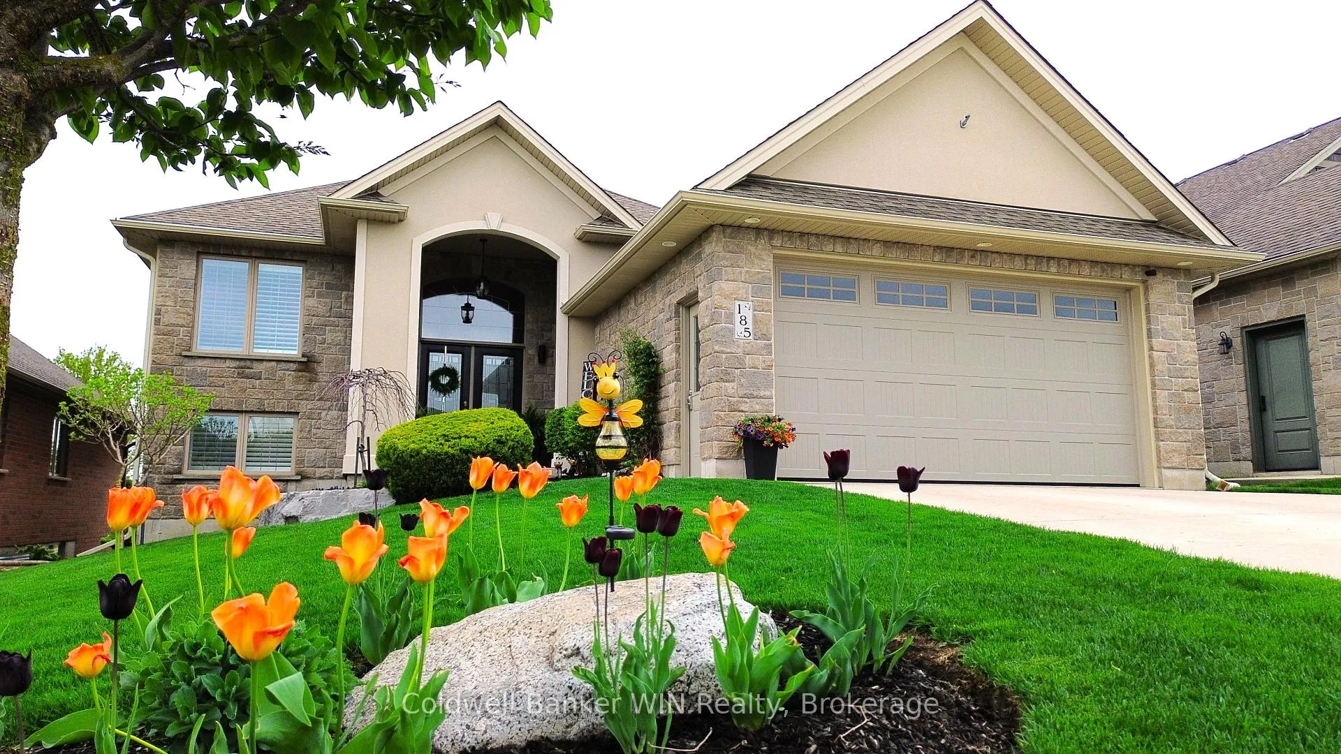 Front of 185 Rubys Crescent