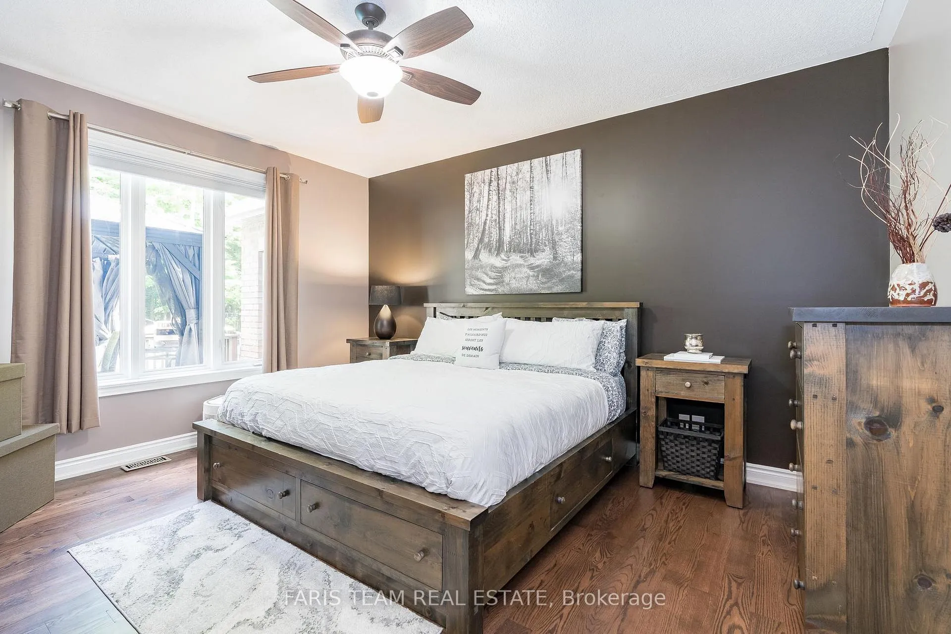 Photo 12 of 16 Boothby Crescent, Springwater, Minesing — HOMEH