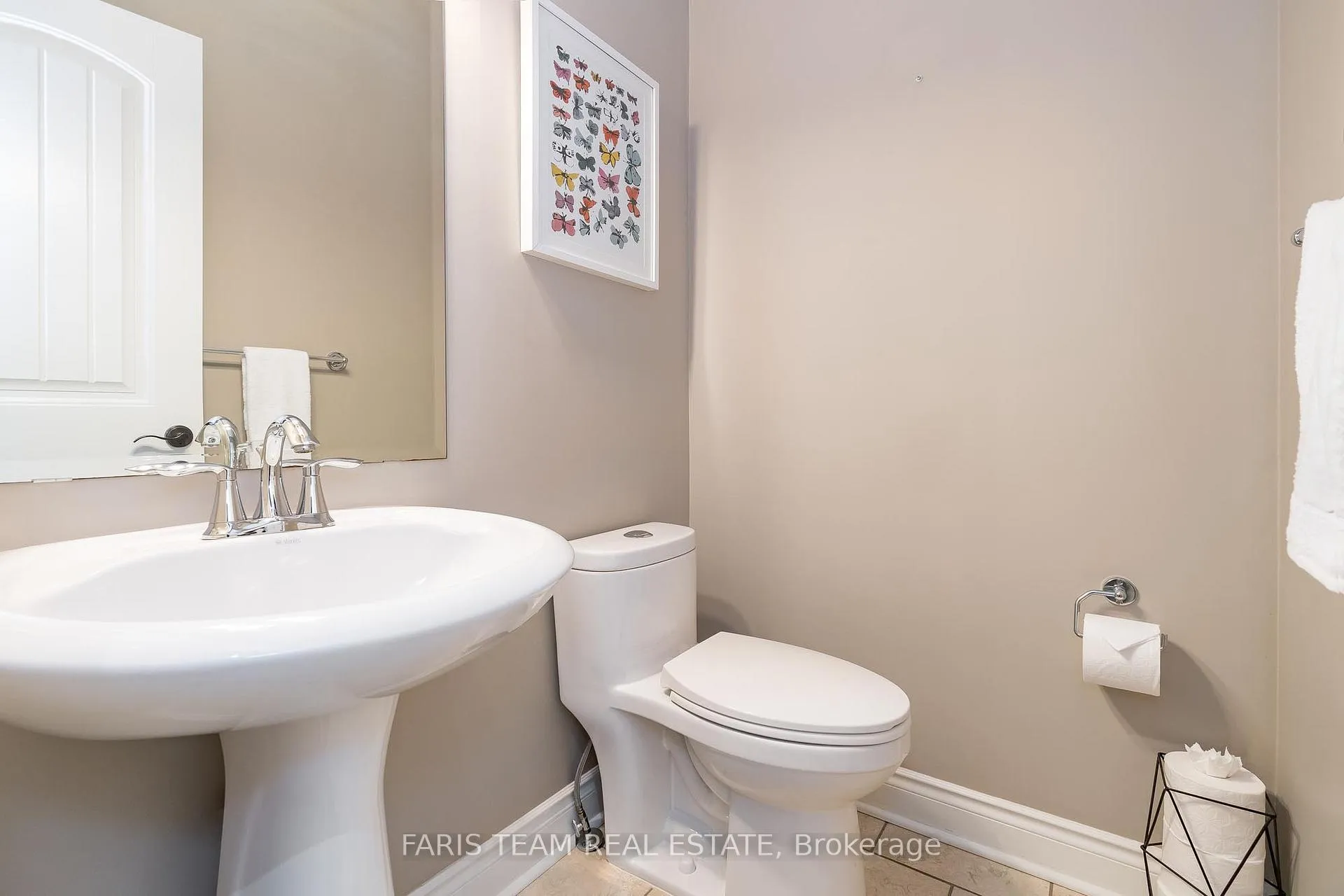 Photo 18 of 16 Boothby Crescent, Springwater, Minesing — HOMEH
