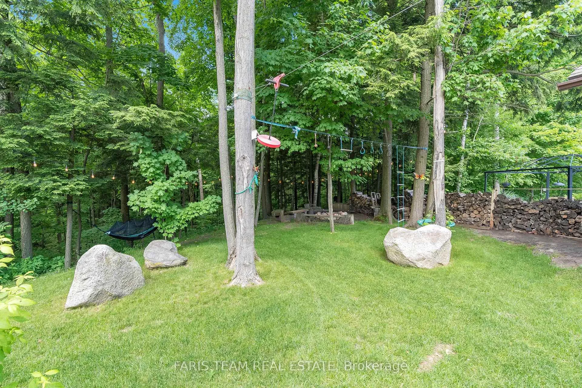 Photo 35 of 16 Boothby Crescent, Springwater, Minesing — HOMEH