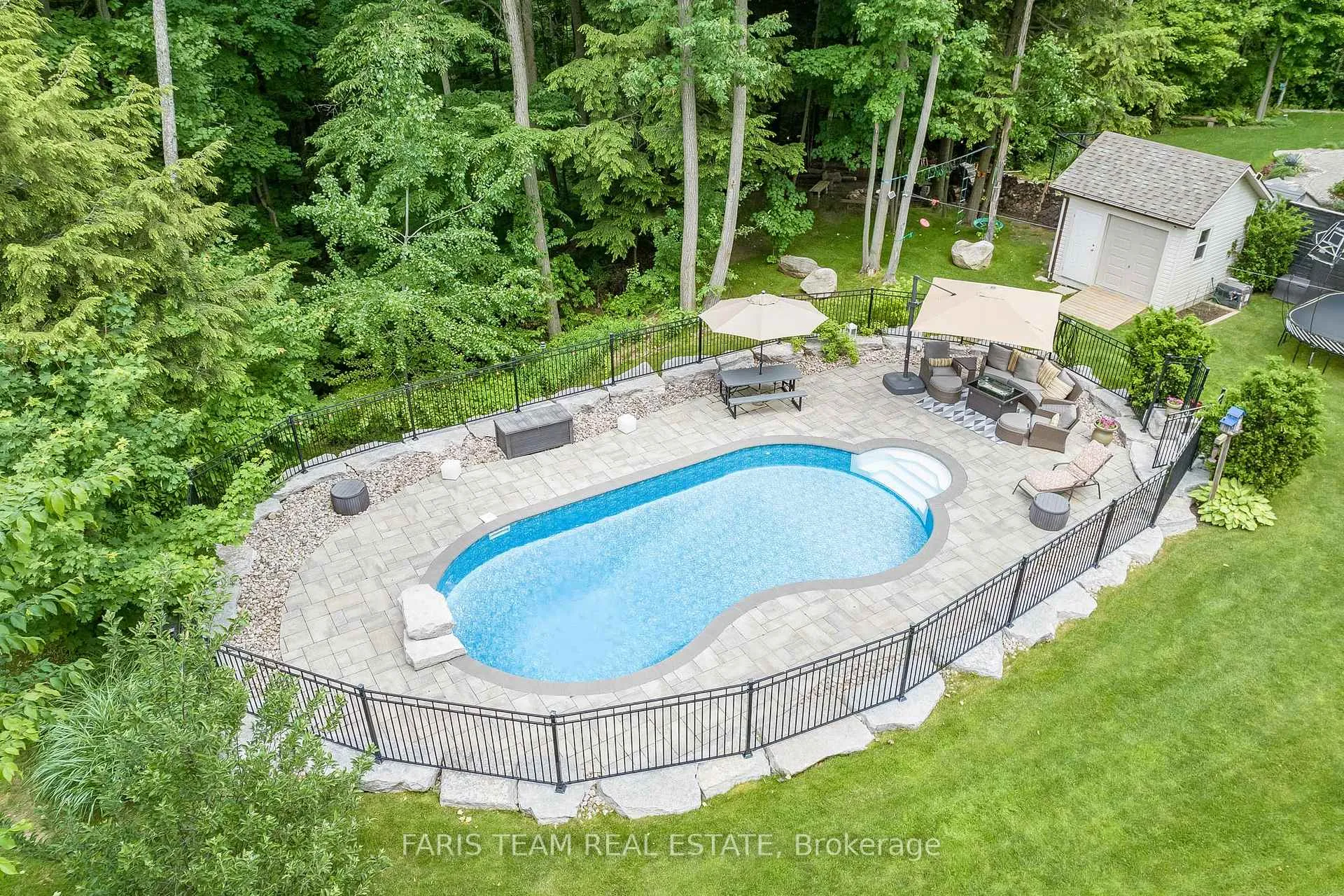 Photo 36 of 16 Boothby Crescent, Springwater, Minesing — HOMEH