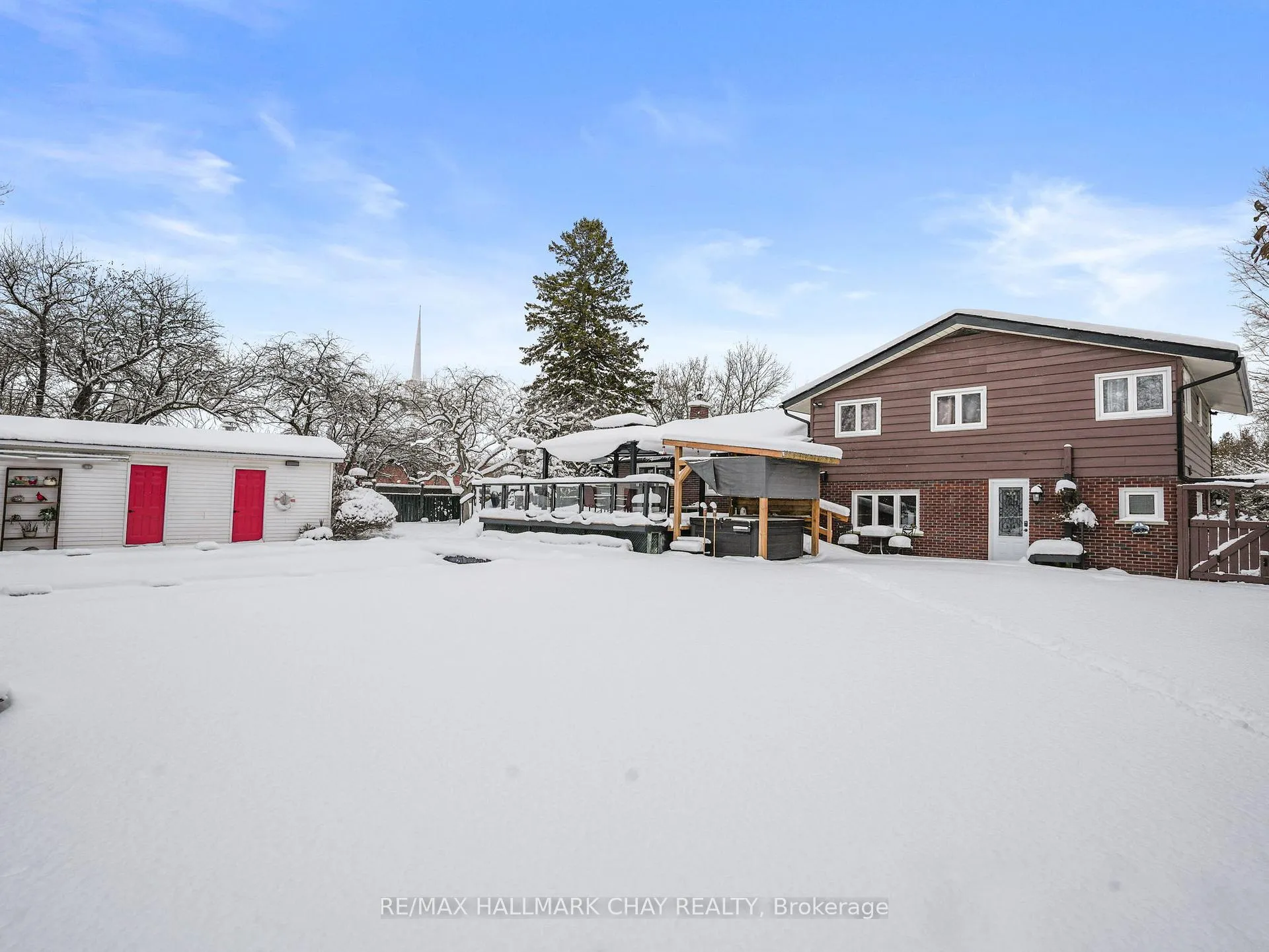 Photo 37 of 636 Victoria Street E, New Tecumseth, Rural New Tecumseth — HOMEH
