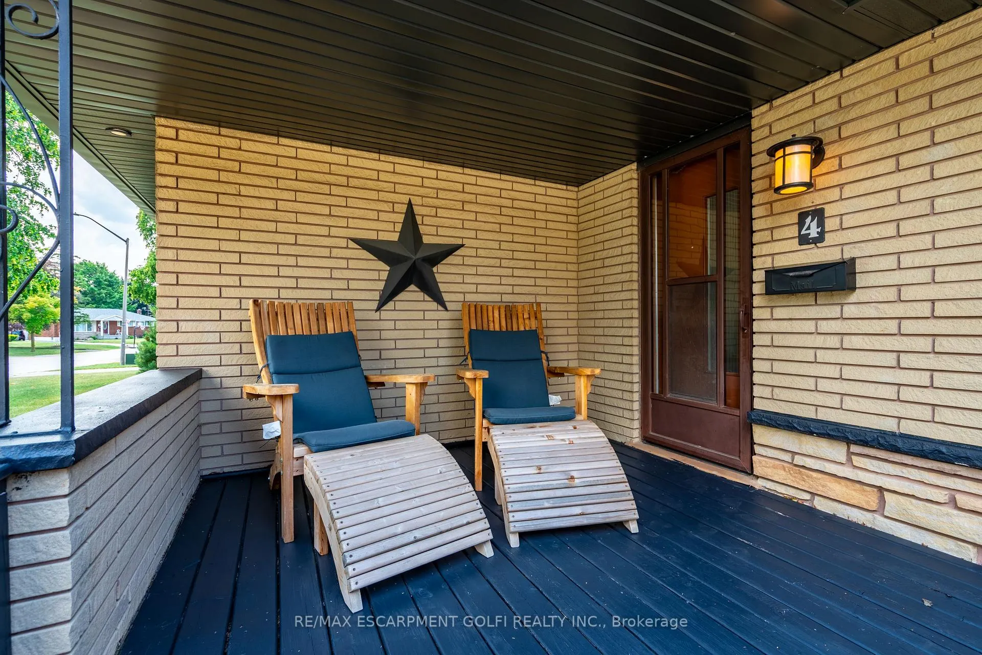 Photo 4 of 4 Harvard Avenue, Brantford — HOMEH