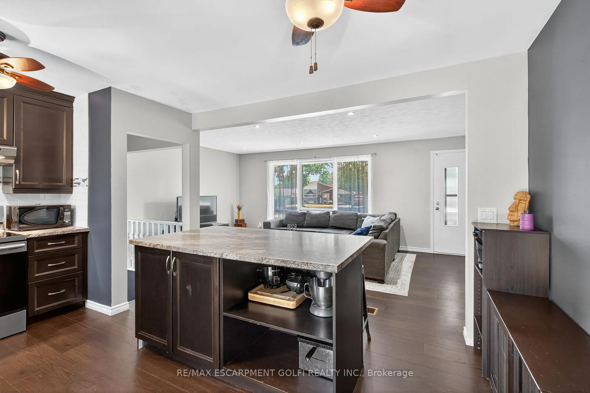 Photo 13 of 4 Harvard Avenue, Brantford — HOMEH