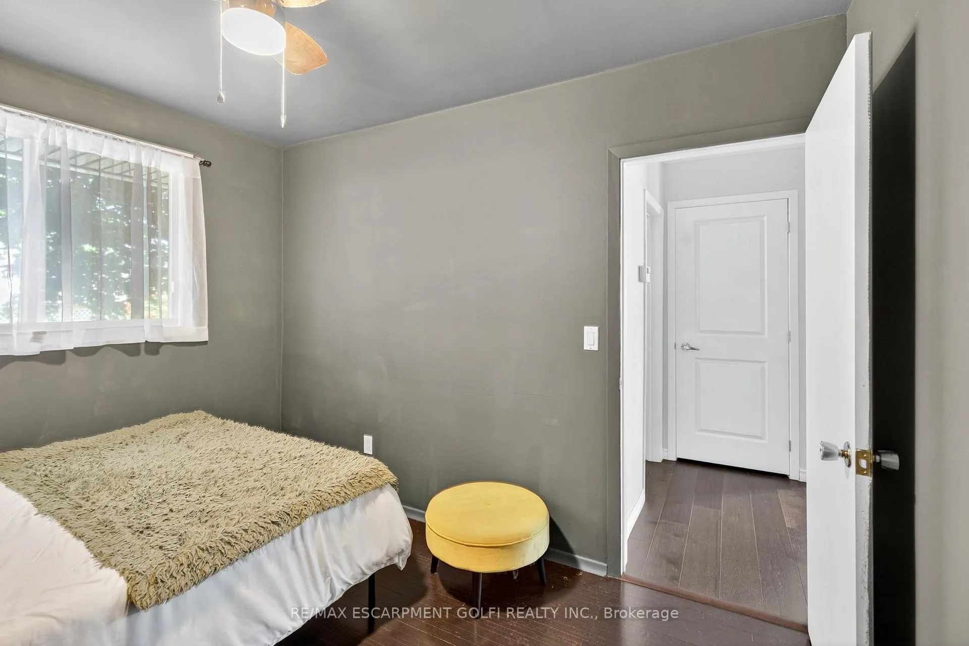 Photo 15 of 4 Harvard Avenue, Brantford — HOMEH