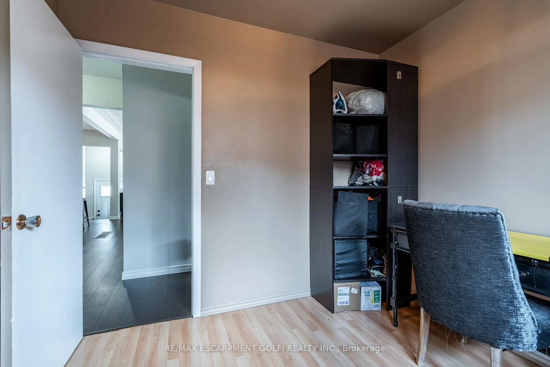 Photo 17 of 4 Harvard Avenue, Brantford — HOMEH