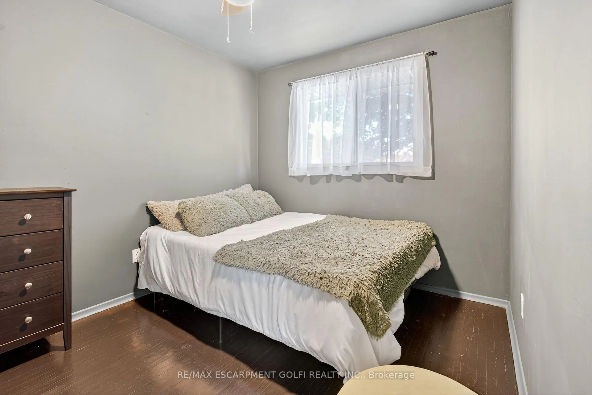 Photo 20 of 4 Harvard Avenue, Brantford — HOMEH