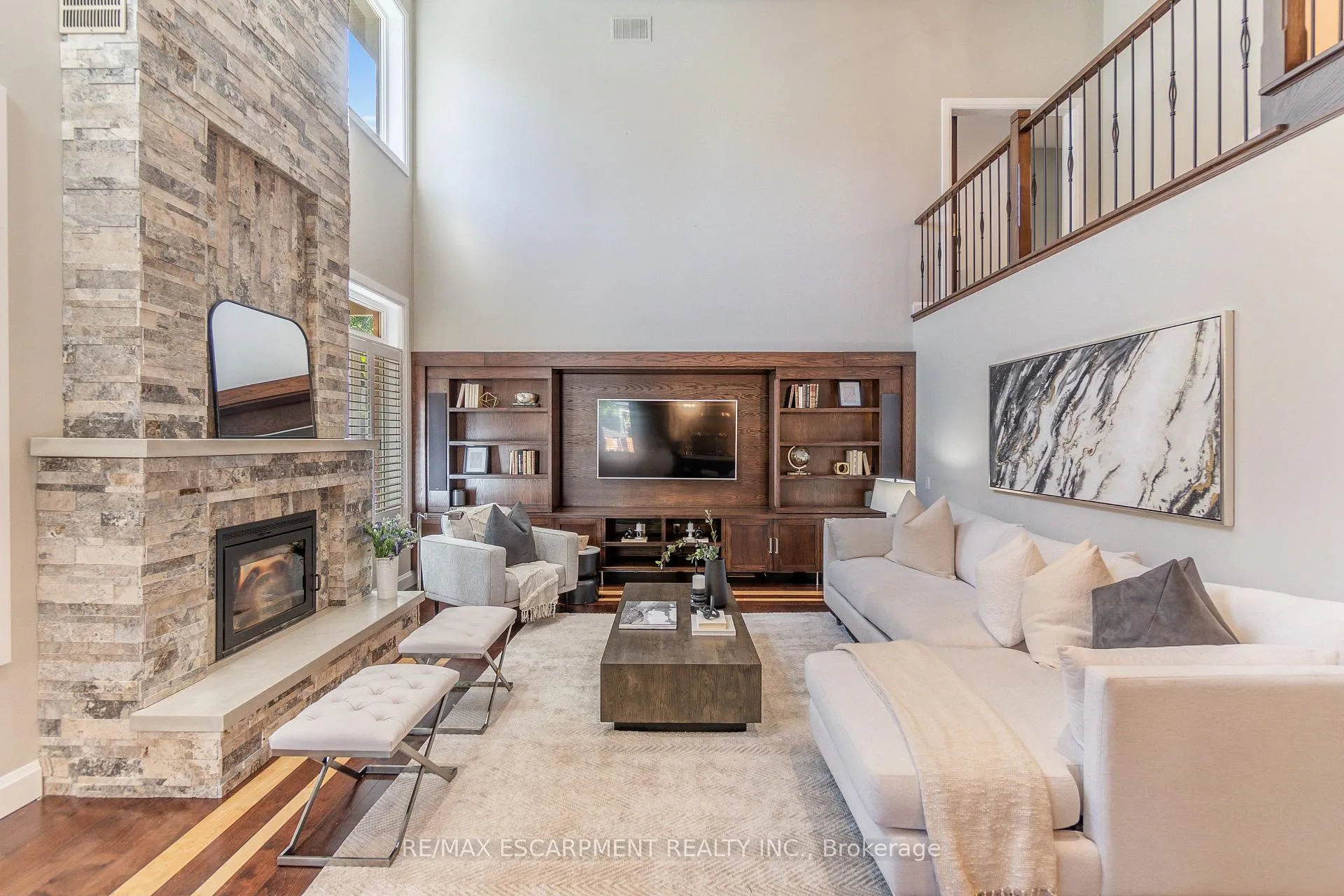 Photo 10 of 169 Orchard Drive, Hamilton, Ancaster — HOMEH
