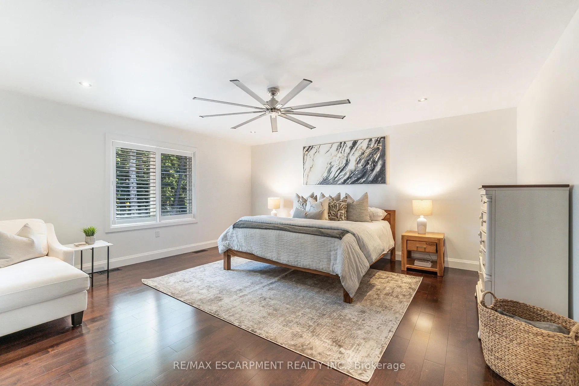 Photo 17 of 169 Orchard Drive, Hamilton, Ancaster — HOMEH