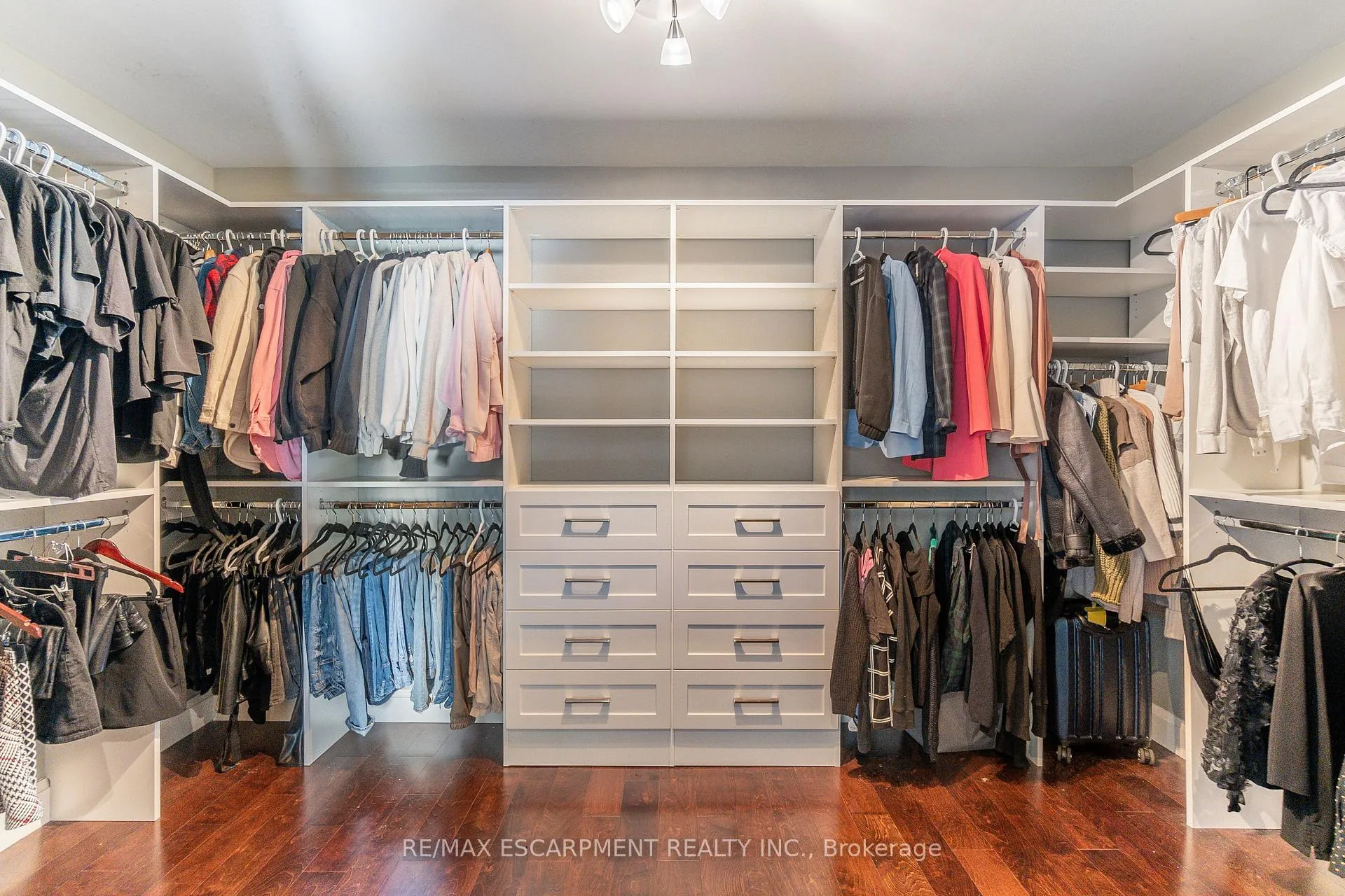 Photo 22 of 169 Orchard Drive, Hamilton, Ancaster — HOMEH