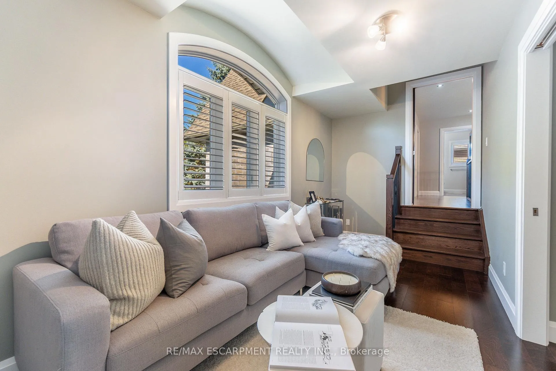 Photo 23 of 169 Orchard Drive, Hamilton, Ancaster — HOMEH