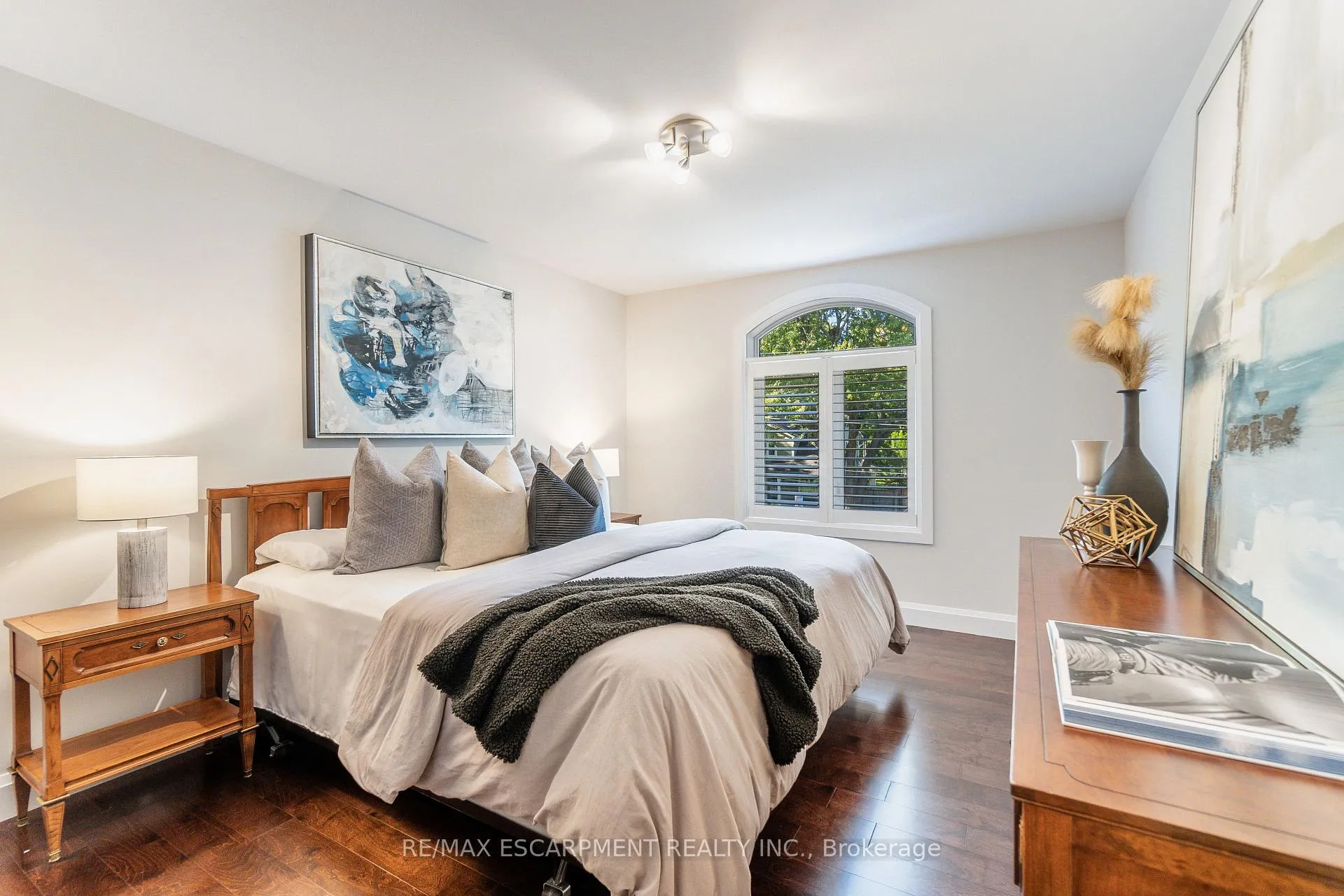 Photo 28 of 169 Orchard Drive, Hamilton, Ancaster — HOMEH