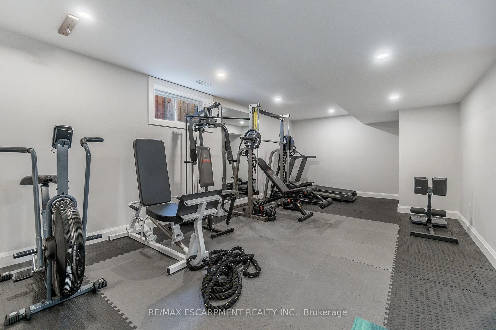 Photo 38 of 169 Orchard Drive, Hamilton, Ancaster — HOMEH