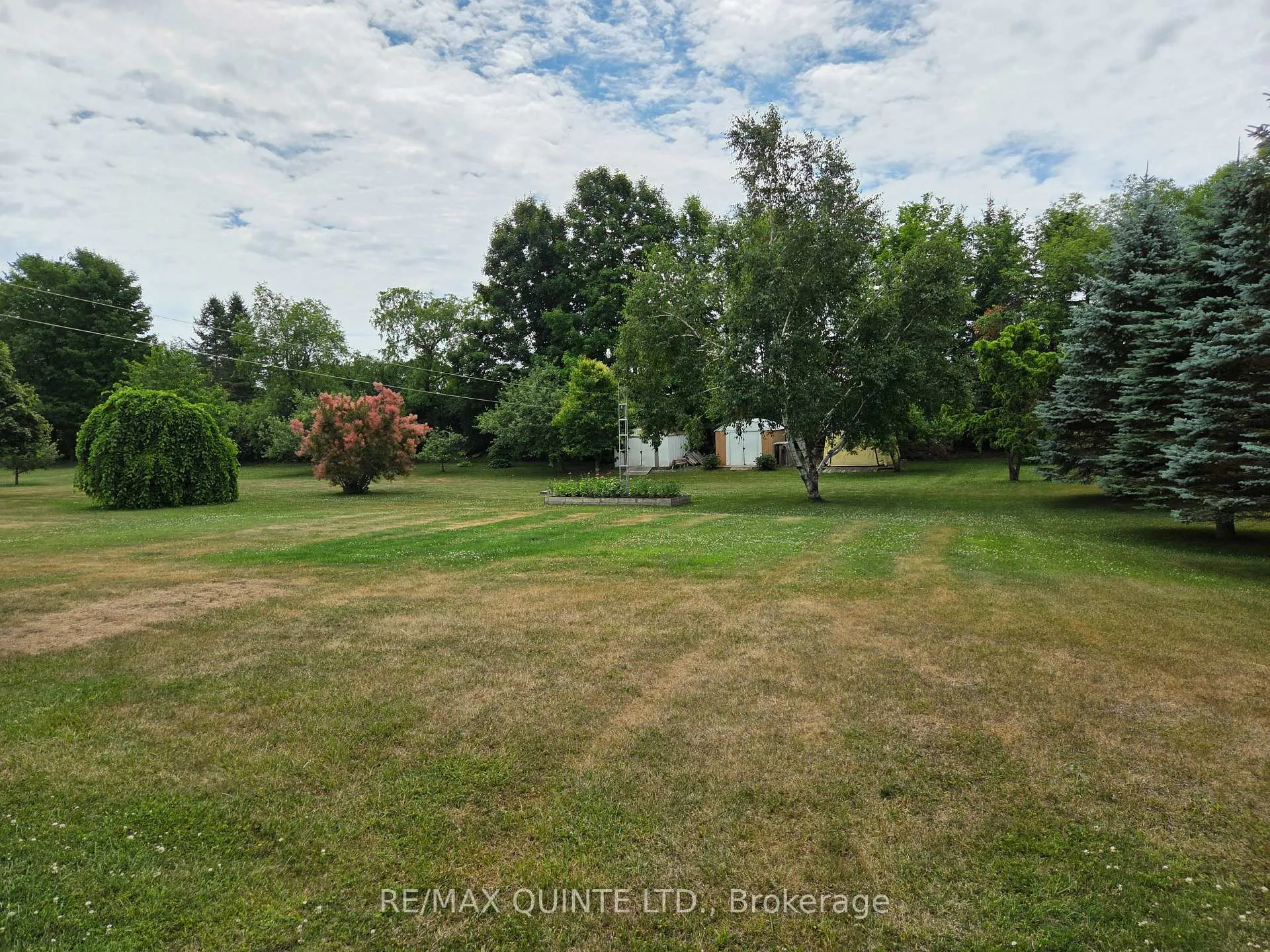 Photo 15 of 89 Johnston Road W, Tweed — HOMEH
