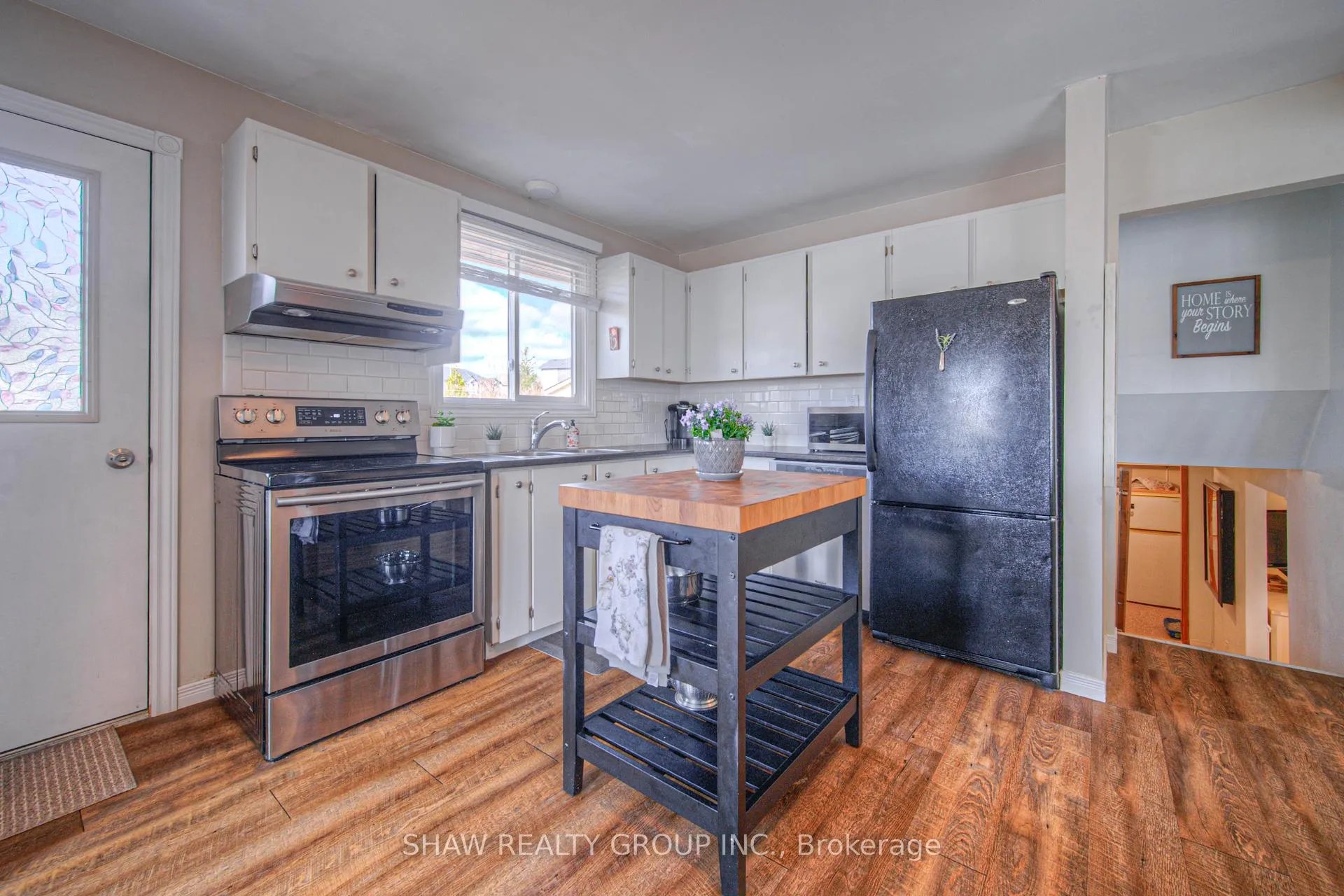 Photo 7 of 19 Sekura Place, Cambridge, Greenway-Chaplin — HOMEH