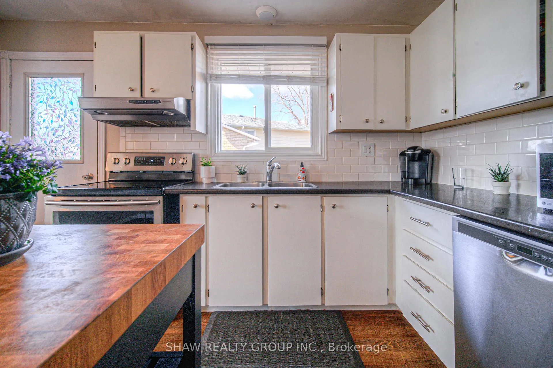 Photo 9 of 19 Sekura Place, Cambridge, Greenway-Chaplin — HOMEH