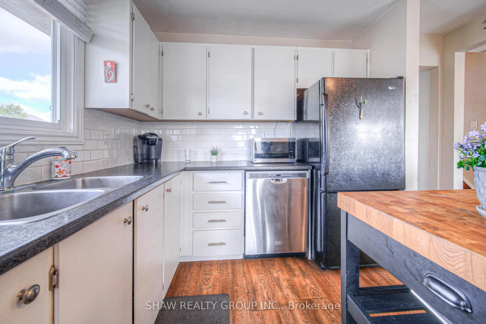 Photo 10 of 19 Sekura Place, Cambridge, Greenway-Chaplin — HOMEH