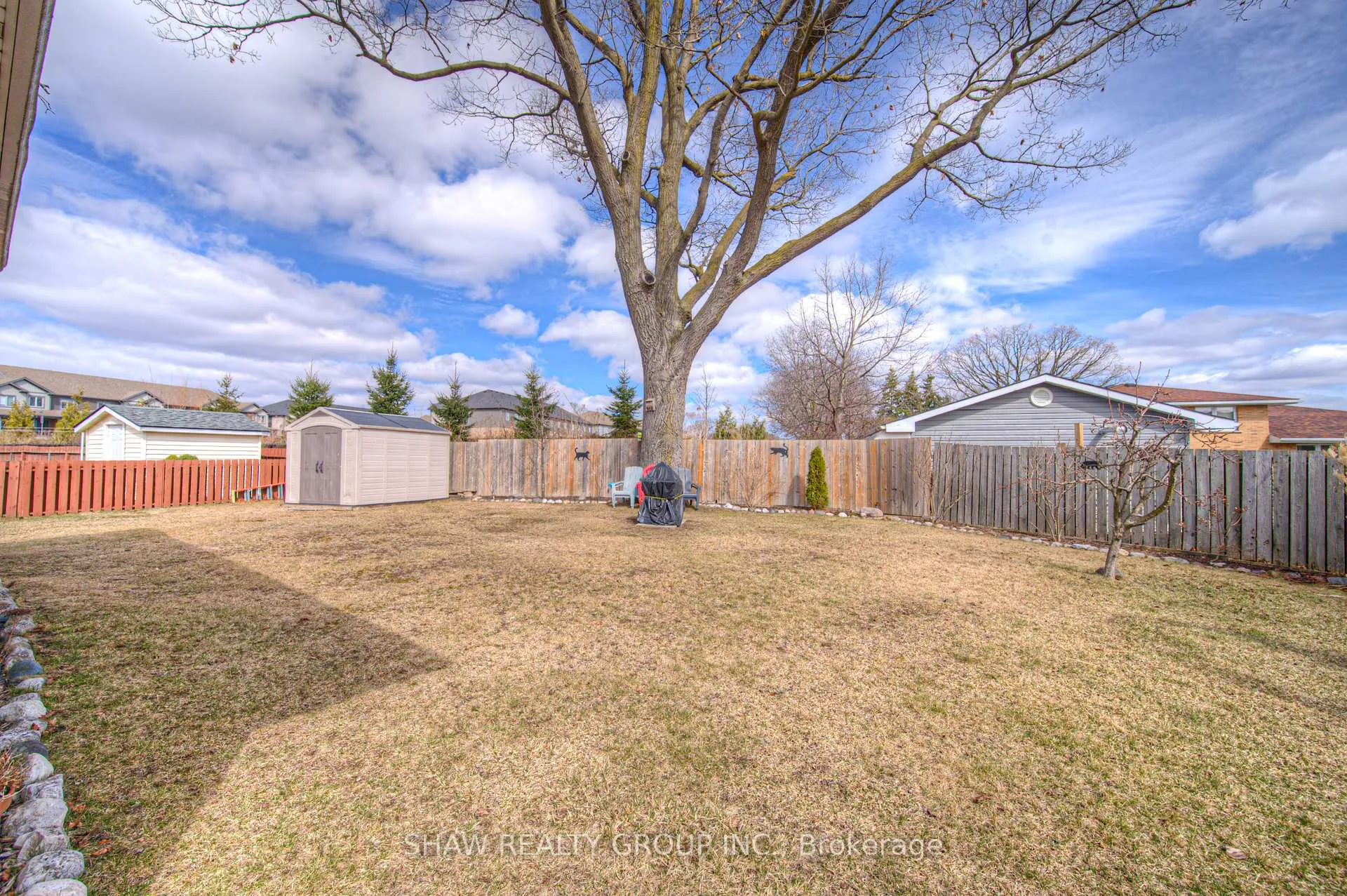 Photo 38 of 19 Sekura Place, Cambridge, Greenway-Chaplin — HOMEH