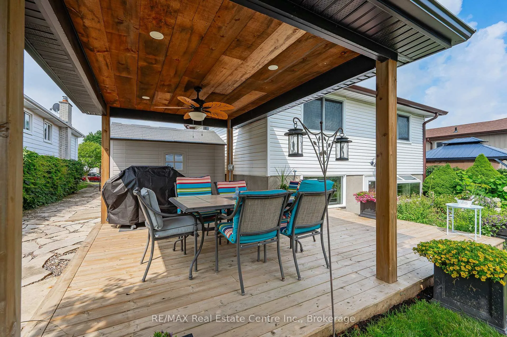 Photo 32 of 127 Toynbee Crescent, Kitchener — HOMEH