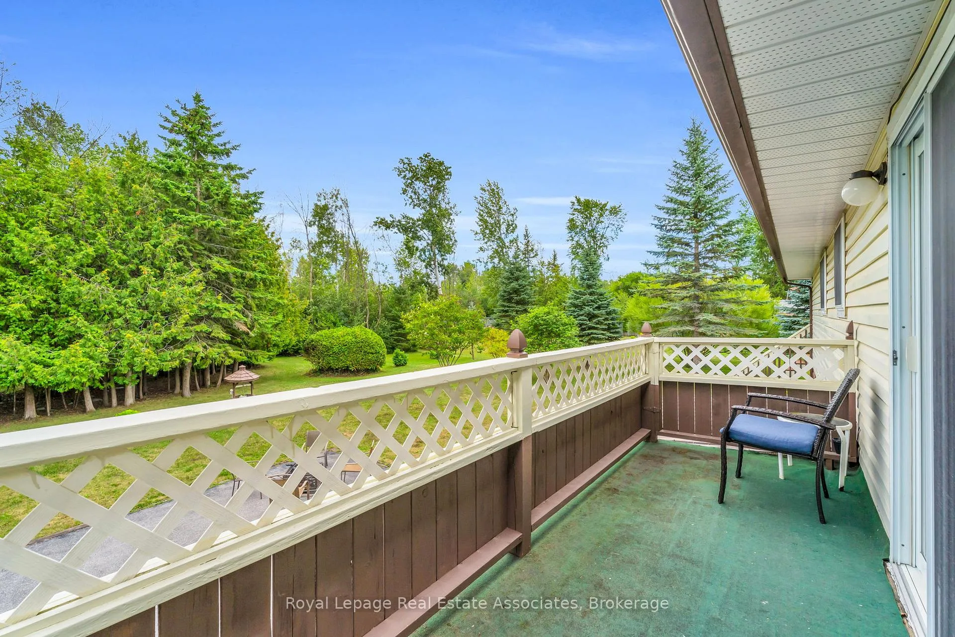 Photo 25 of 69 George Avenue, Wasaga Beach — HOMEH