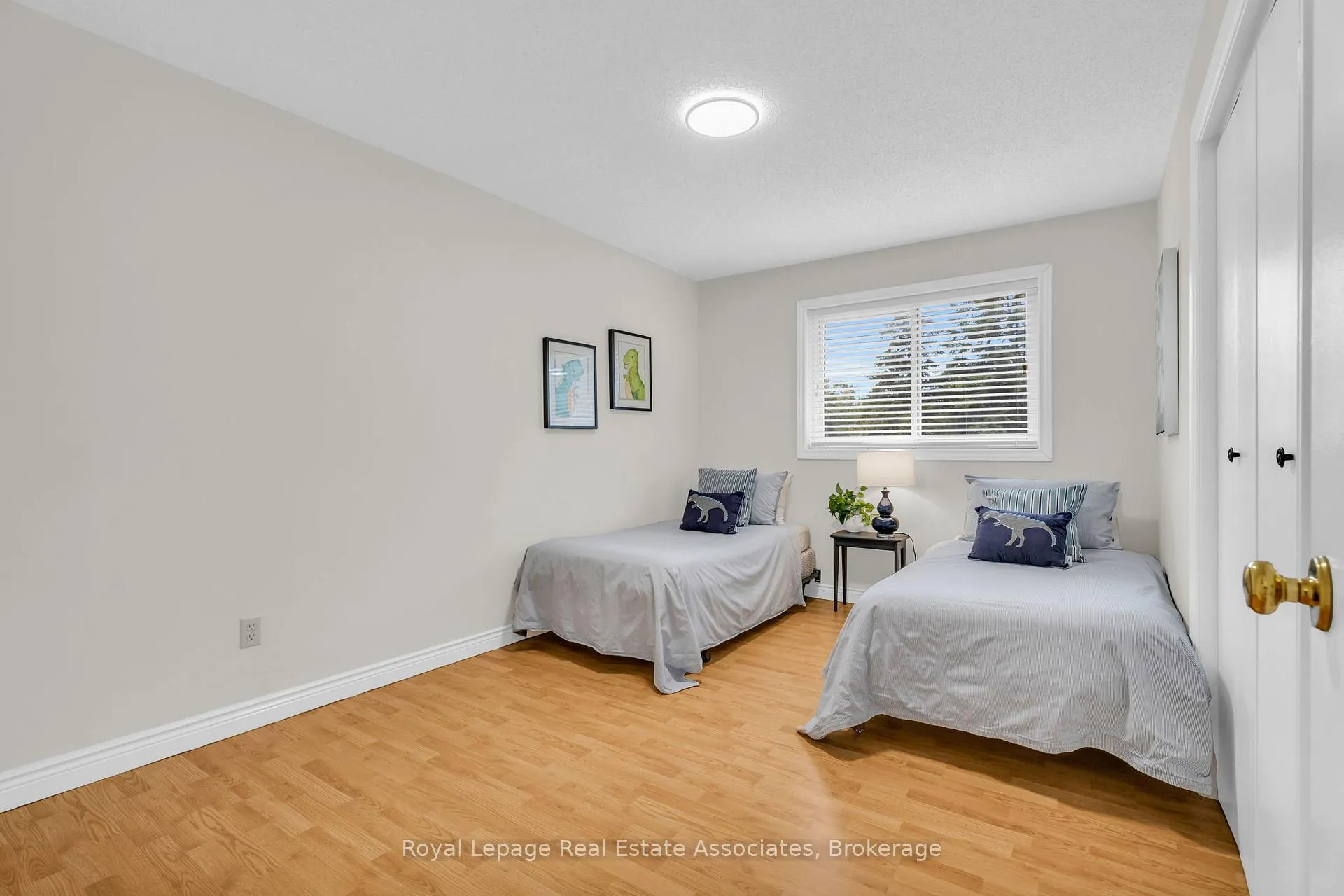 Photo 27 of 69 George Avenue, Wasaga Beach — HOMEH