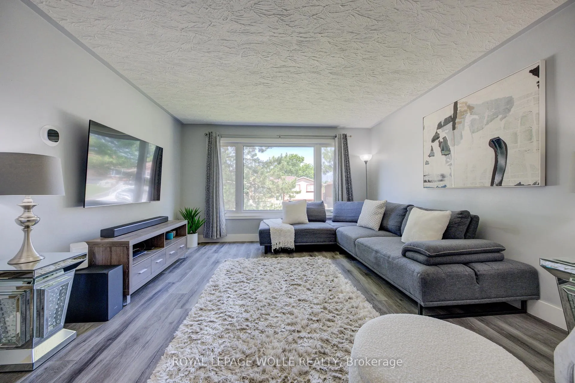 Photo 7 of 61 Bluerock Crescent, Cambridge — HOMEH
