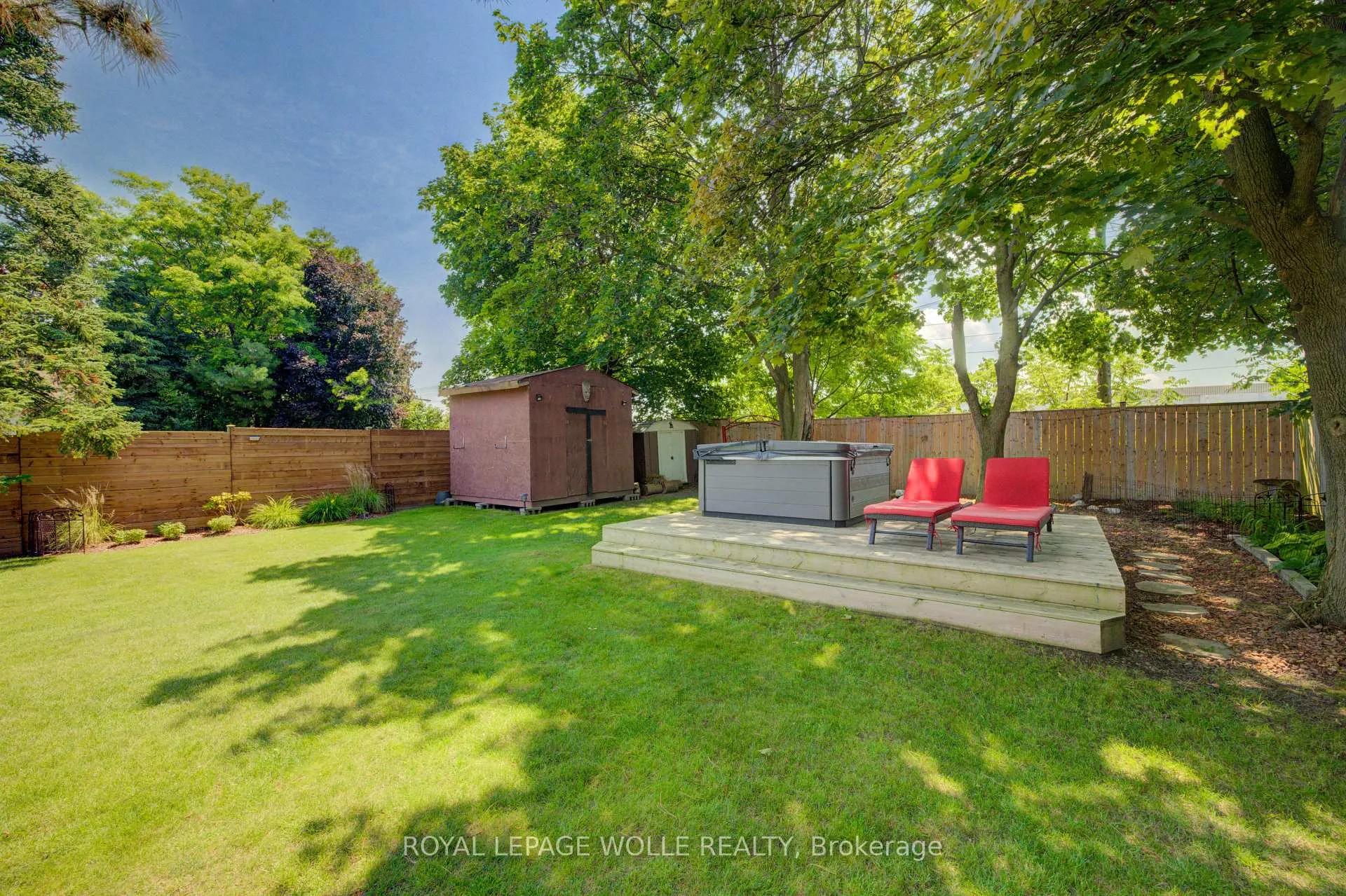 Photo 37 of 61 Bluerock Crescent, Cambridge — HOMEH