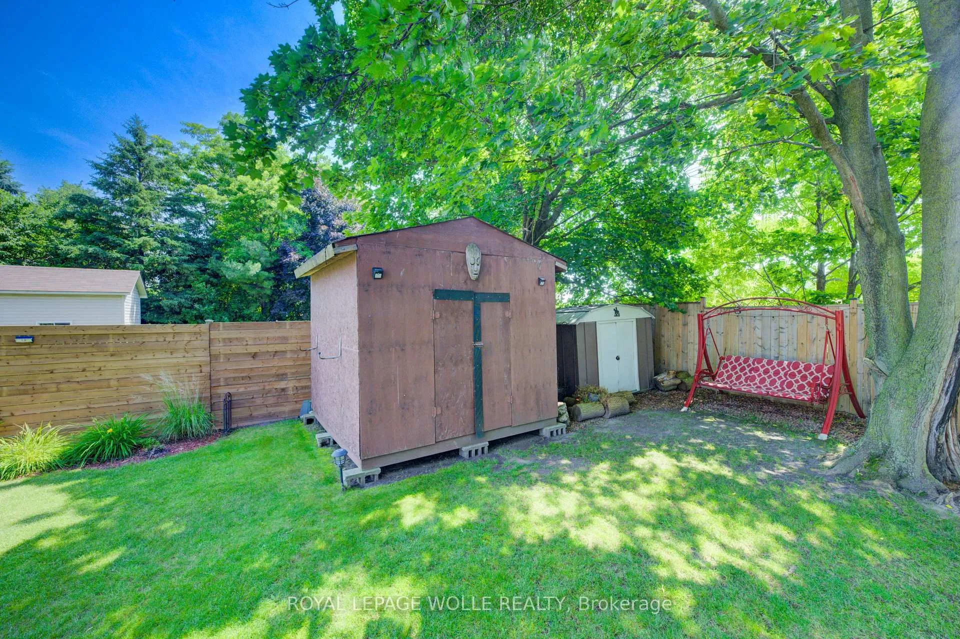 Photo 39 of 61 Bluerock Crescent, Cambridge — HOMEH