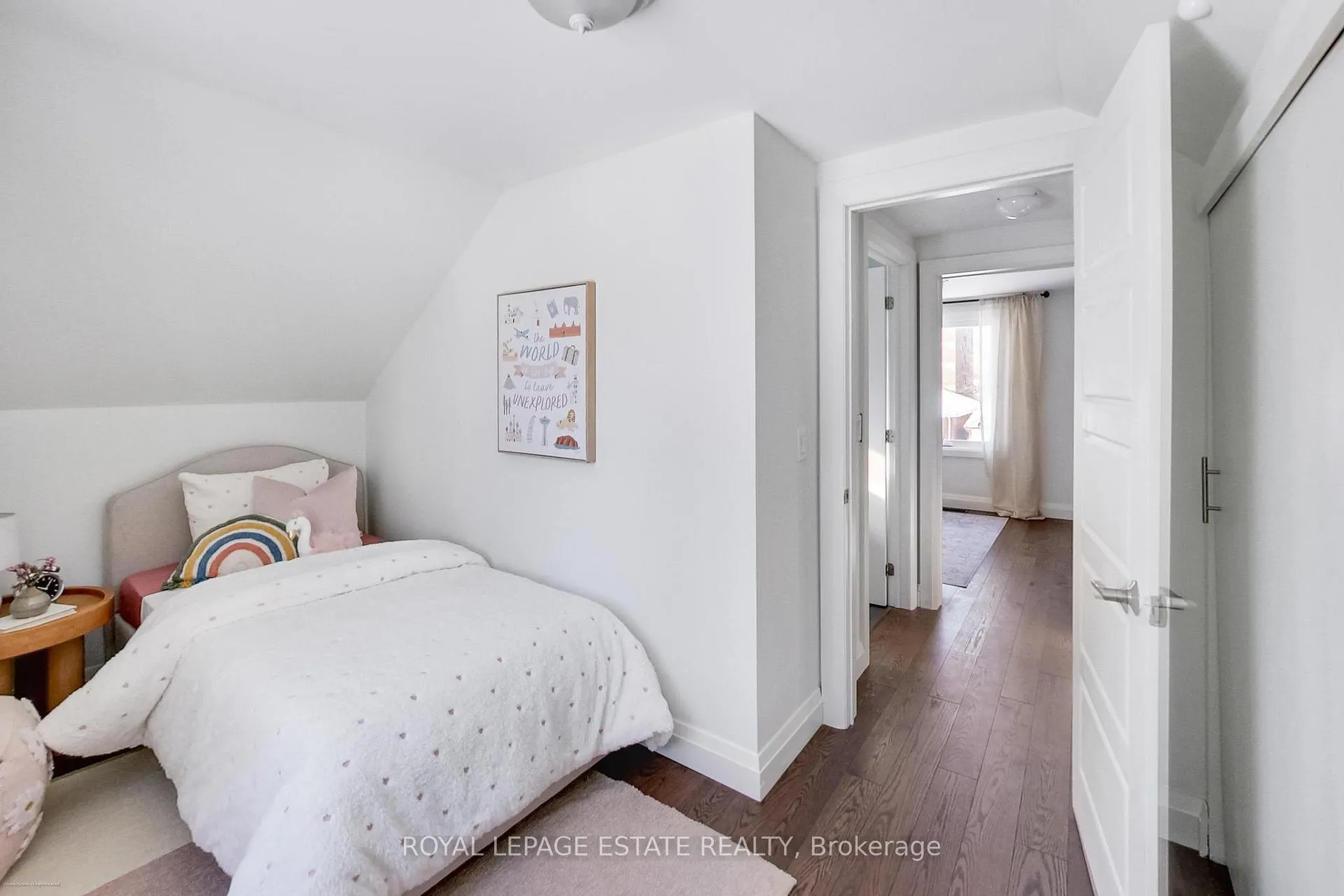 Photo 15 of 25 Coleridge Avenue, Toronto, Woodbine-Lumsden — HOMEH