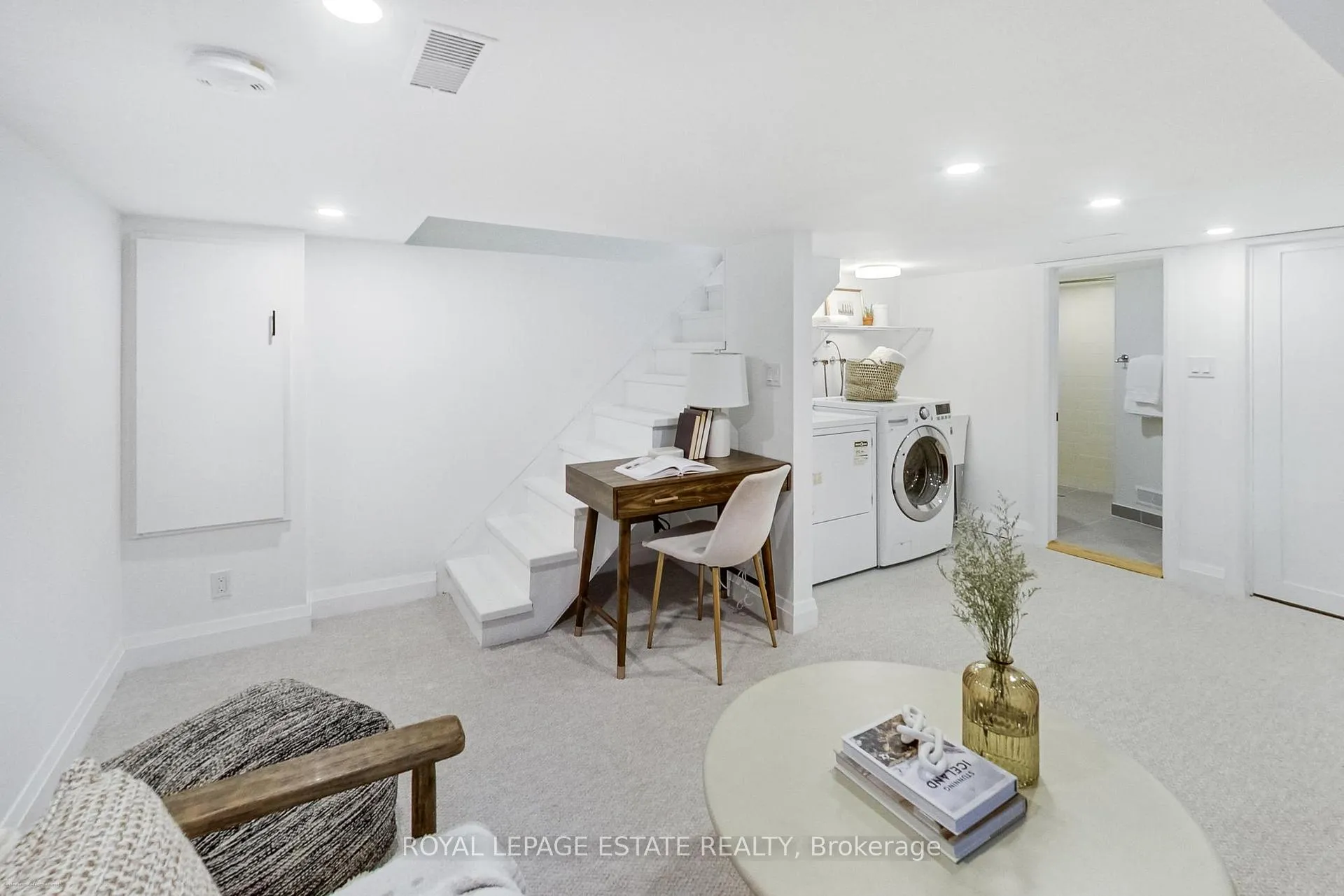 Photo 23 of 25 Coleridge Avenue, Toronto, Woodbine-Lumsden — HOMEH