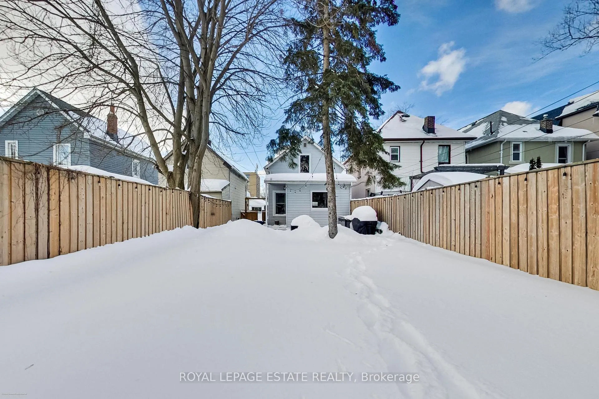 Photo 28 of 25 Coleridge Avenue, Toronto, Woodbine-Lumsden — HOMEH