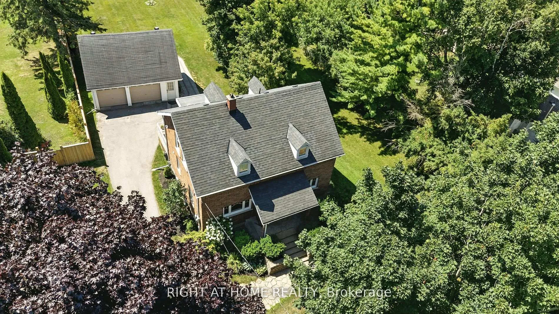 Photo 2 of 675 Myrtle Road W, Whitby, Rural Whitby — HOMEH