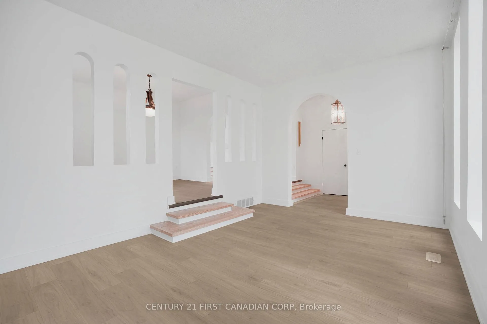 Photo 12 of 6 Audubon Street, Hamilton, Stoney Creek Mountain — HOMEH