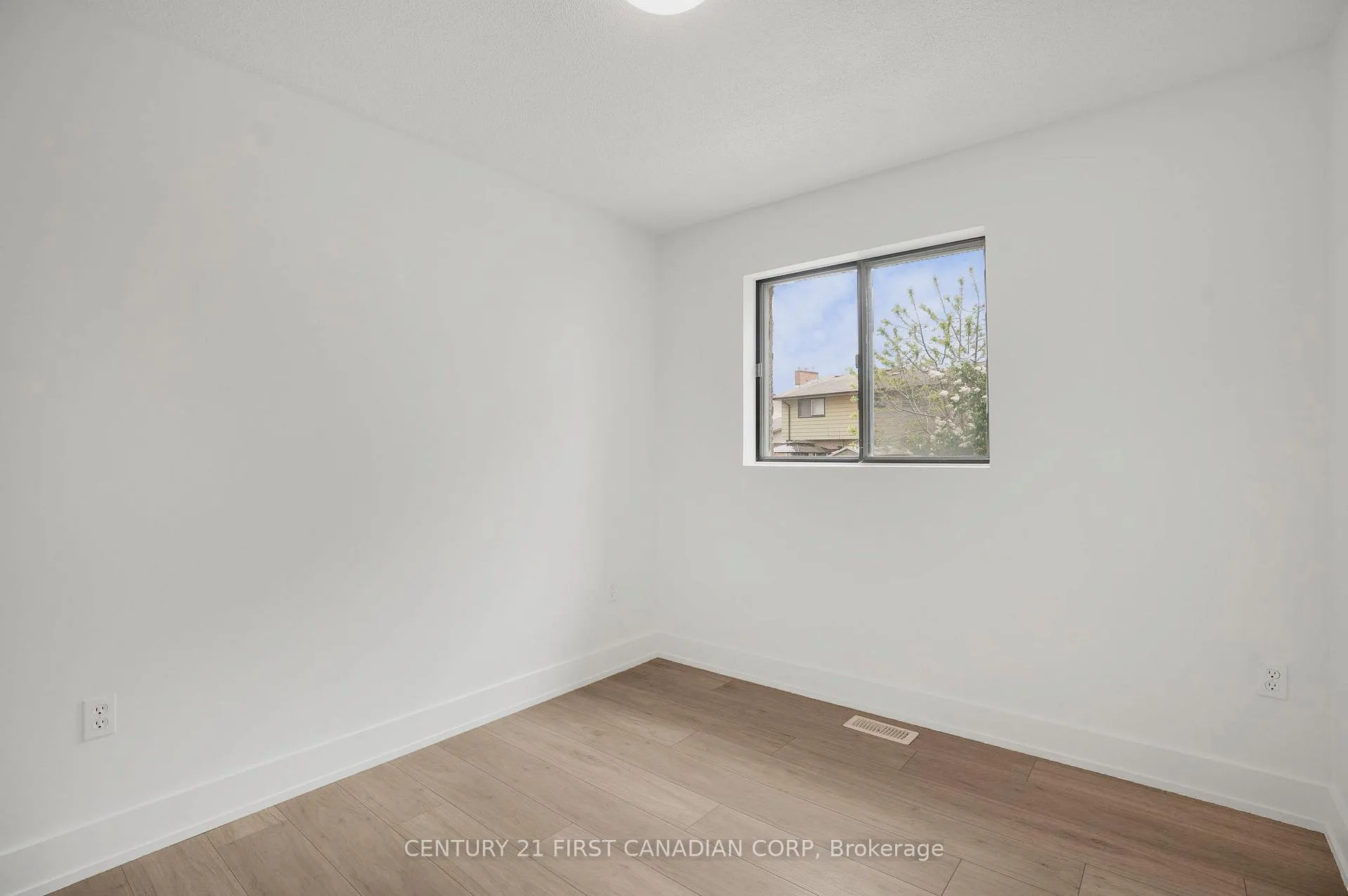 Photo 26 of 6 Audubon Street, Hamilton, Stoney Creek Mountain — HOMEH