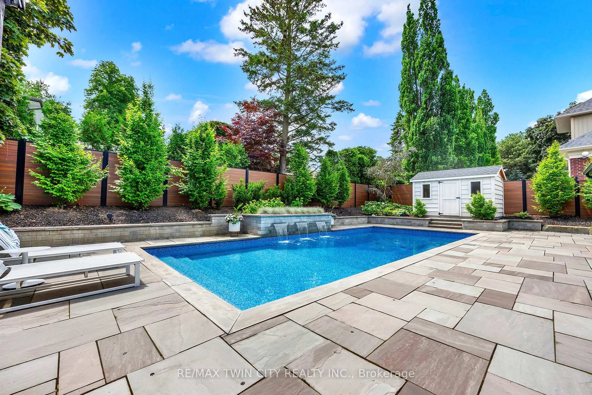 Photo 2 of 47 Huntley Crescent, Kitchener — HOMEH